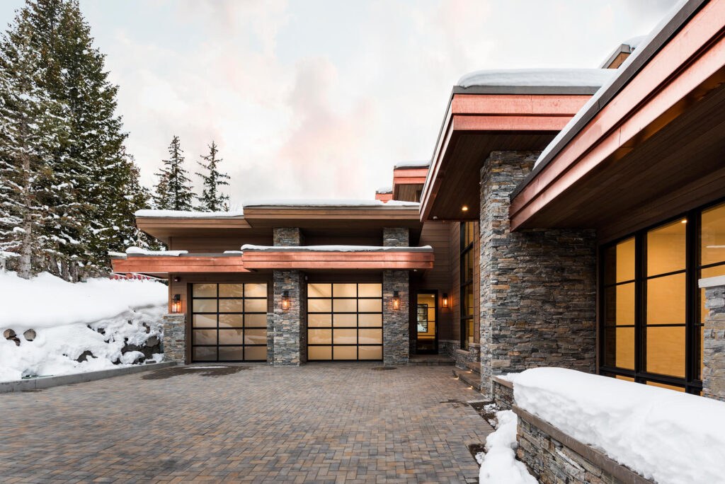 Silver Lake — Garage