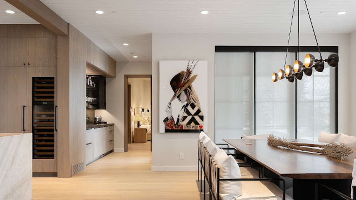 Modern Dining Room