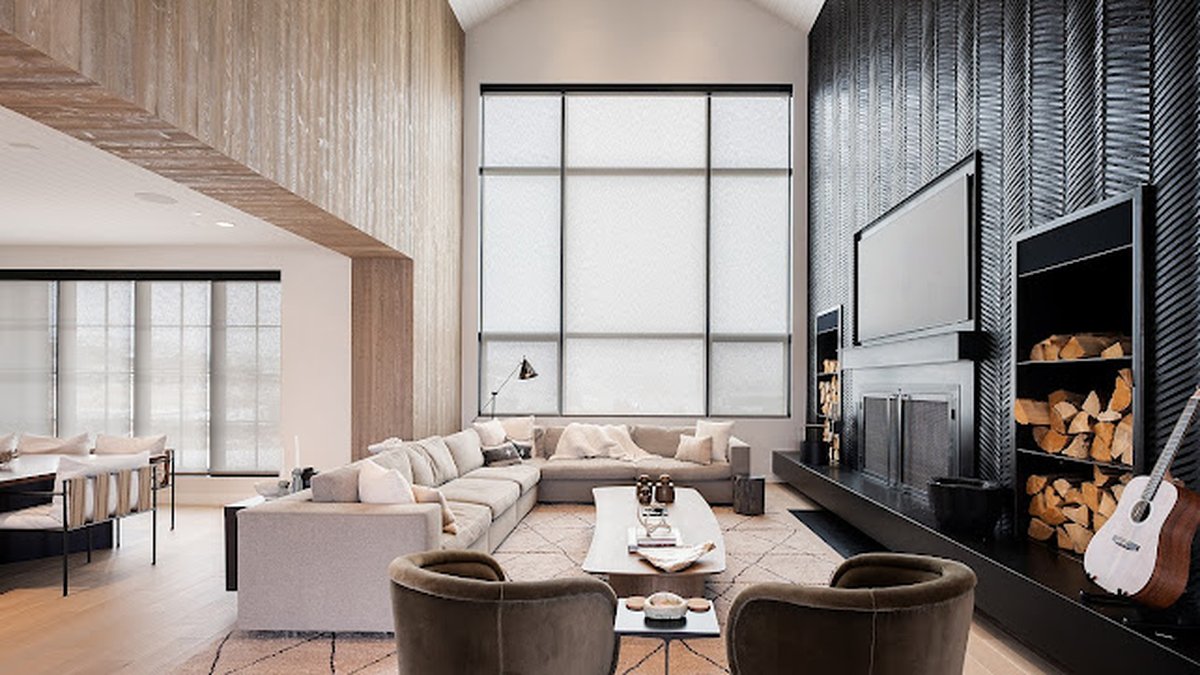 Great Room with Fireplace