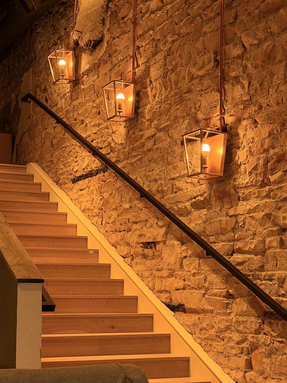 Staircase lanterns &mdash; Cast showroom