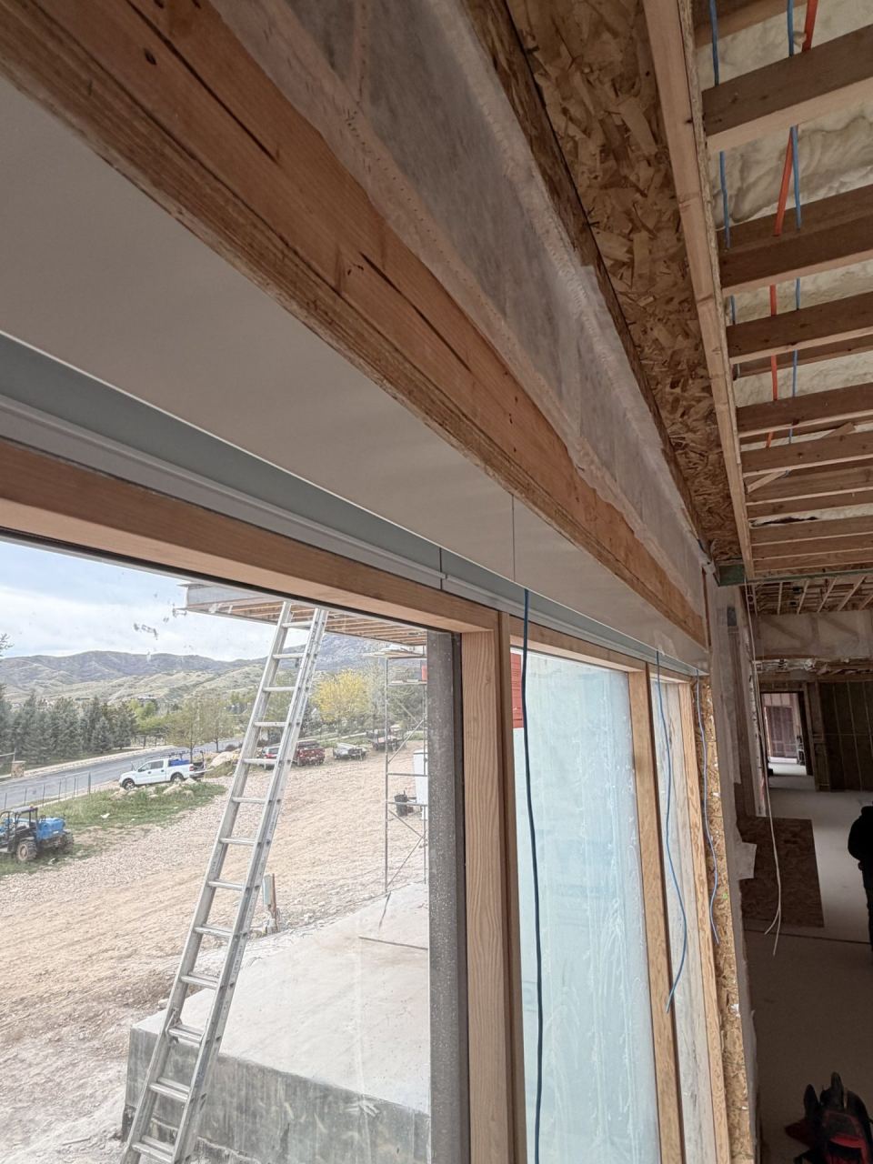 Techi — concealed shade pocket, framing to finish