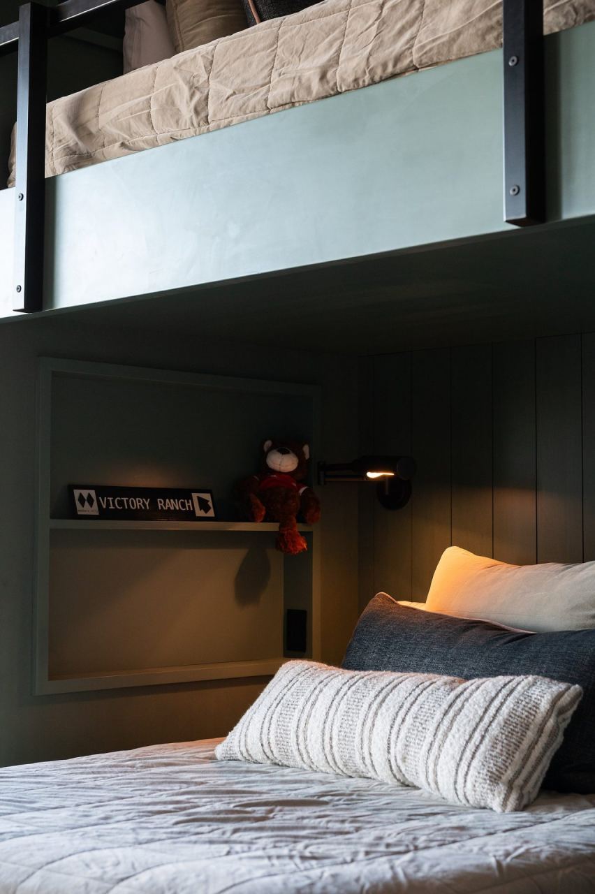 Victory Ranch bunk room with custom alcove lighting &mdash; Wasatch Back home by Techi